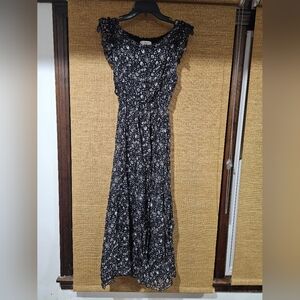 Chic Black Floral Maxi Dress NWOT